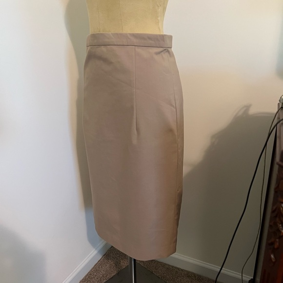 Theory size 6 Khaki Pencil Skirt - Picture 4 of 11